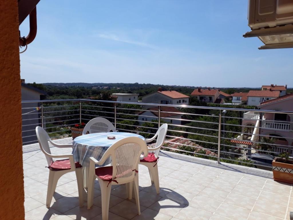 Apartments Nela Pula Zewnętrze zdjęcie