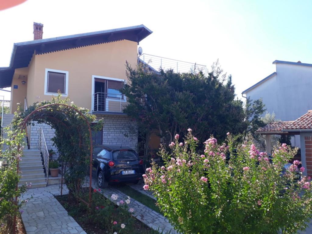 Apartments Nela Pula Zewnętrze zdjęcie