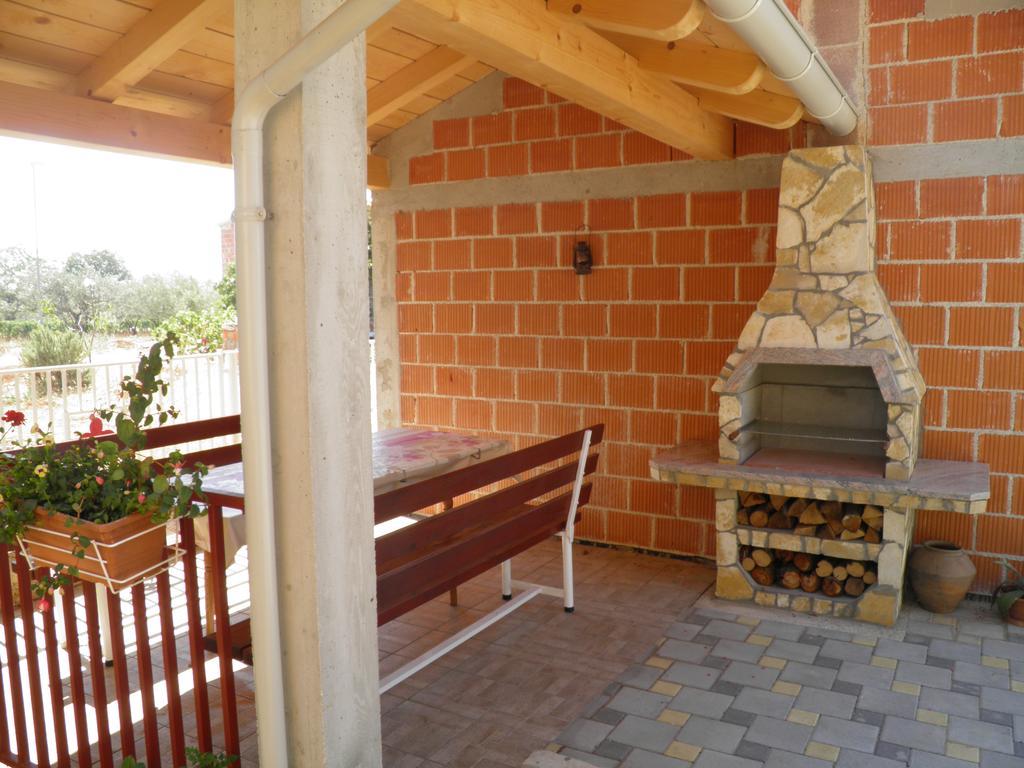 Apartments Nela Pula Zewnętrze zdjęcie
